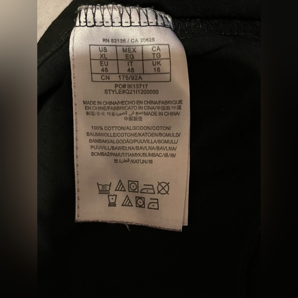 Y2K ~G by Guess T-Shirt - Picture 6 of 6